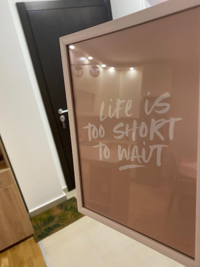 Lux Advent Apartment Суботиця Екстер'єр фото