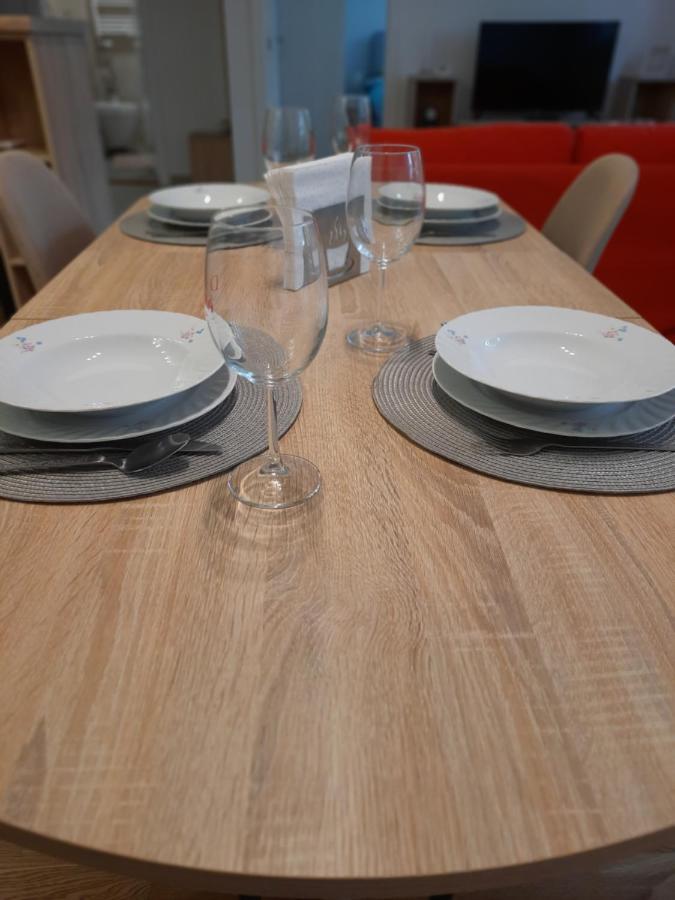 Lux Advent Apartment Суботиця Екстер'єр фото