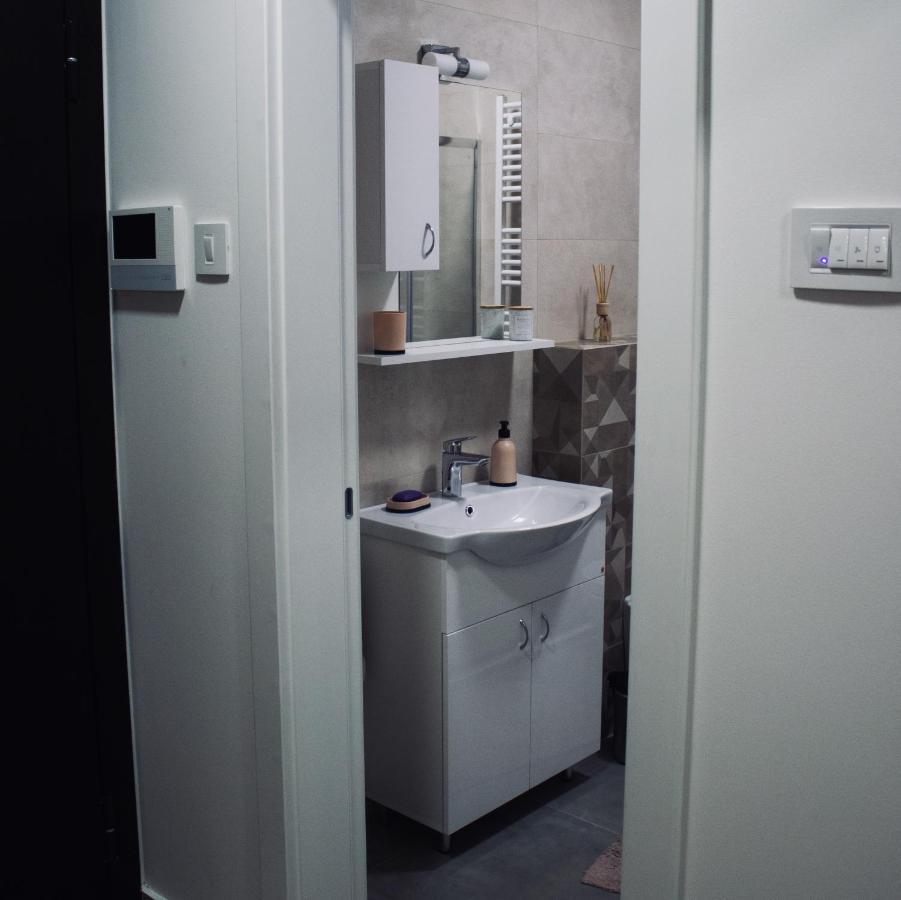 Lux Advent Apartment Суботиця Екстер'єр фото