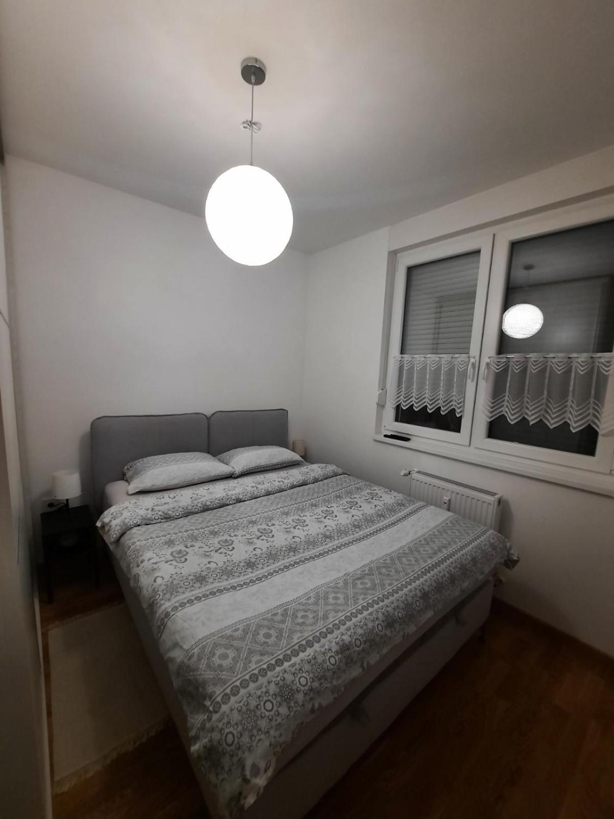 Lux Advent Apartment Суботиця Екстер'єр фото